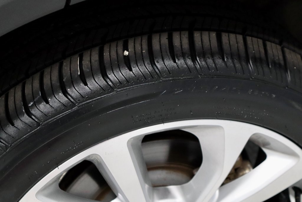 Certified 2022 Ford Explorer Platinum w/ Technology Package image 21