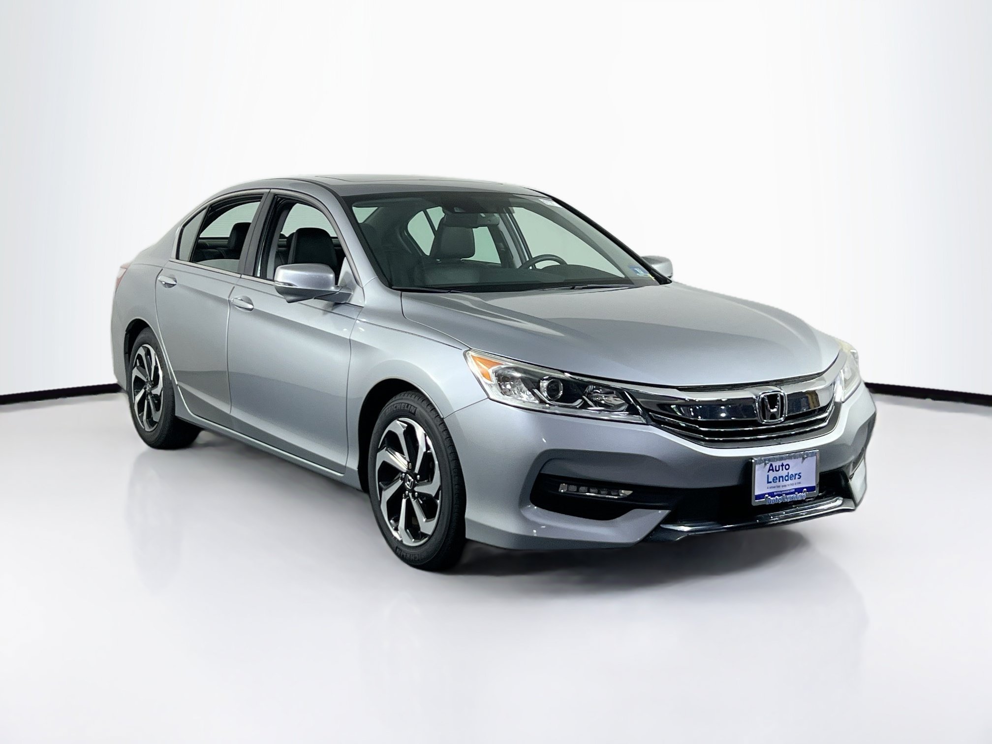Used 2016 Honda Accord EX-L image 3
