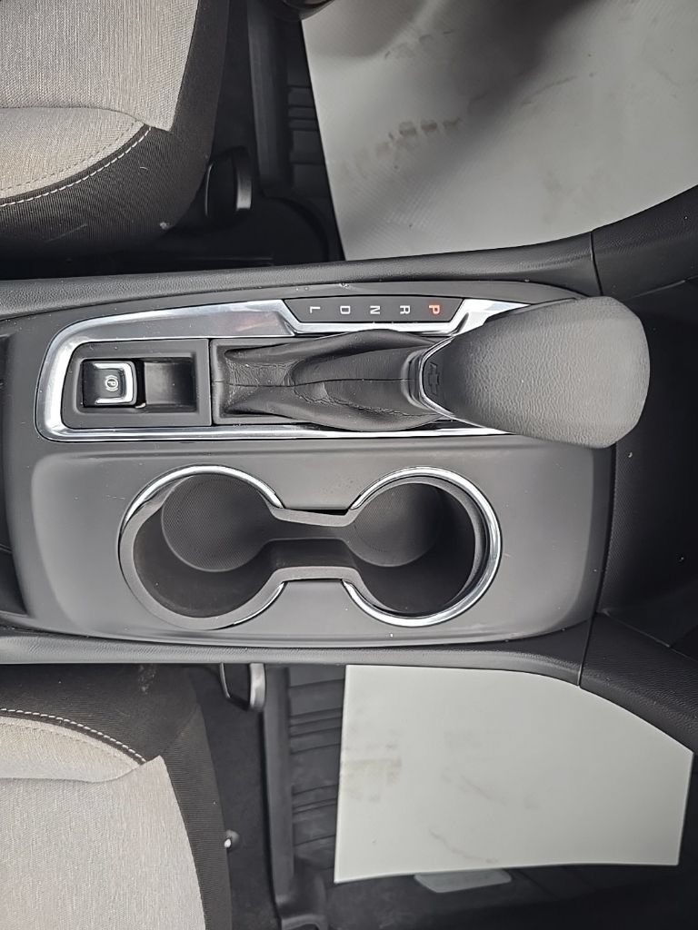 Certified 2024 Chevrolet Equinox LS w/ LPO, Floor Liner Package AWD/4WD image 18