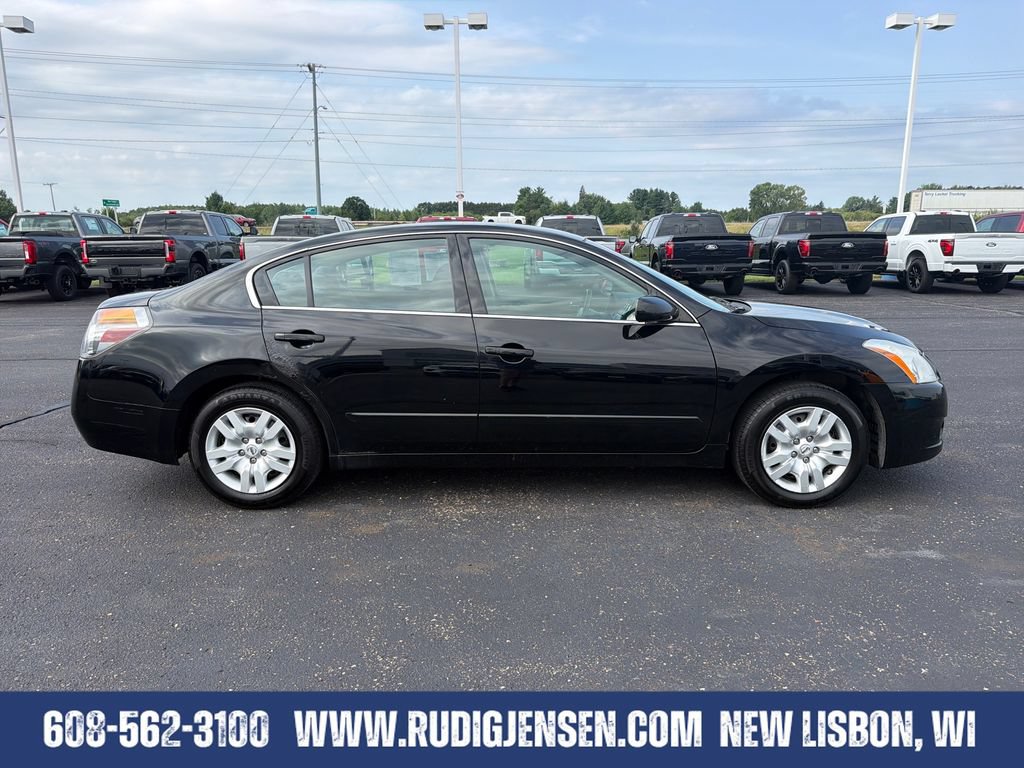 Used 2012 Nissan Altima 2.5 S FWD image 6
