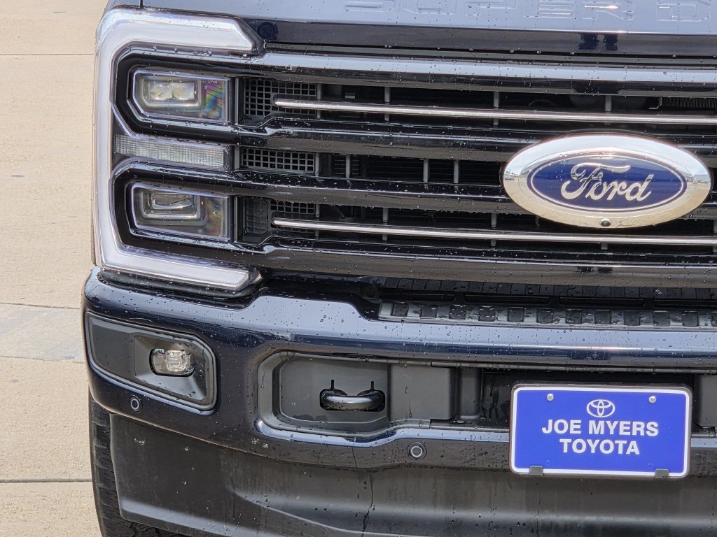 Used 2025 Ford F250 Platinum AWD/4WD image 5
