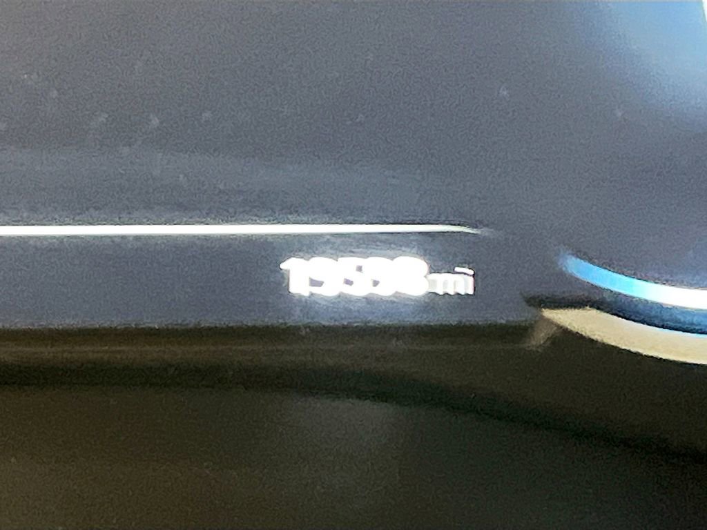 Used 2023 Genesis G70 2.0T image 12