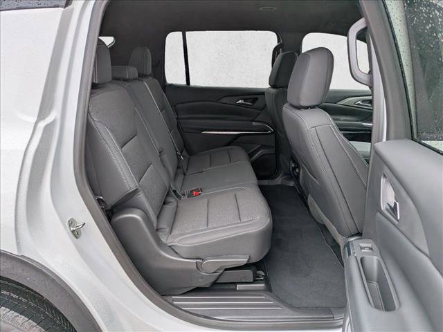 Used 2026 Chevrolet Traverse LT FWD image 20