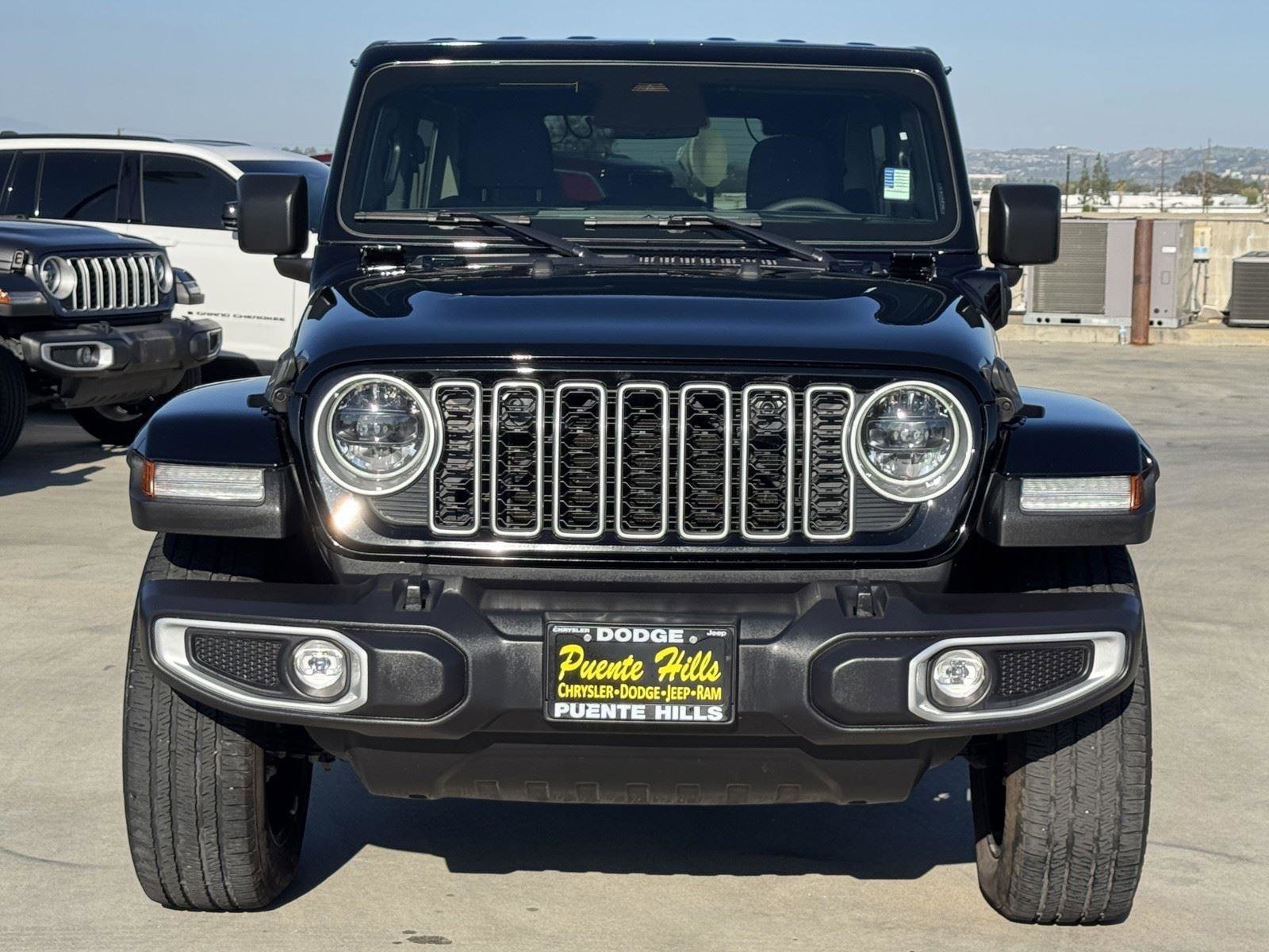 Certified 2025 Jeep Wrangler Sahara w/ Safety Group AWD/4WD image 3