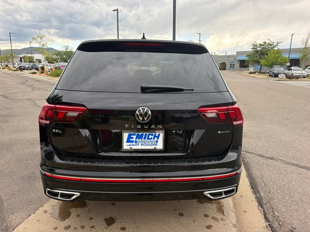 Used 2023 Volkswagen Tiguan SEL R-Line AWD/4WD image 4