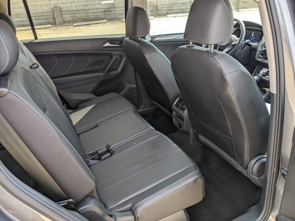 Used 2023 Volkswagen Tiguan SE FWD image 24