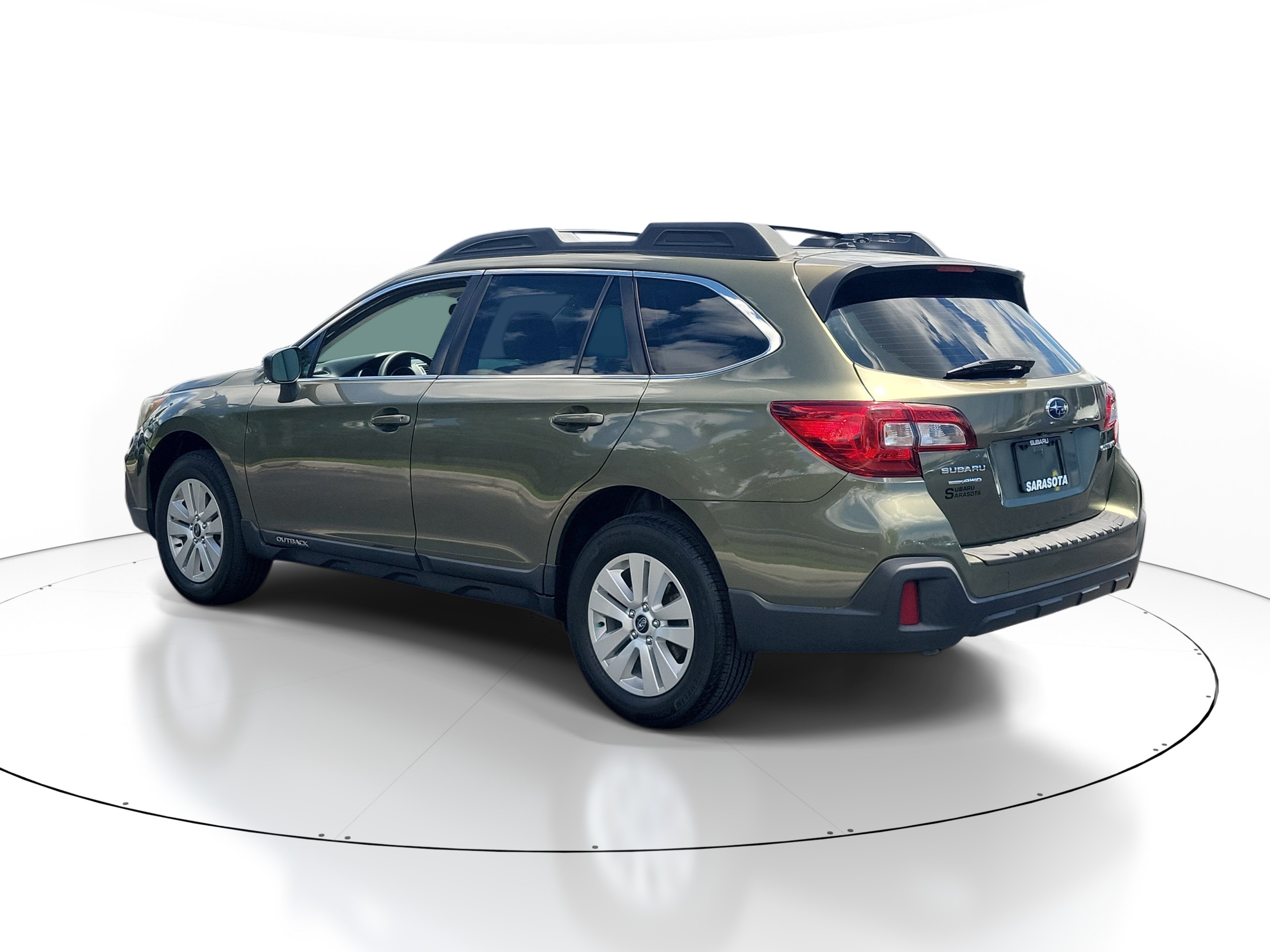 Used 2019 Subaru Outback 2.5i AWD/4WD image 4