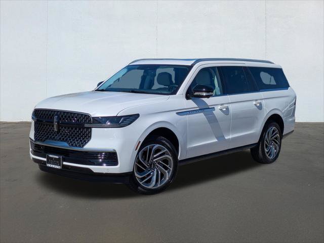 Used 2026 Lincoln Navigator L Reserve AWD/4WD image 1