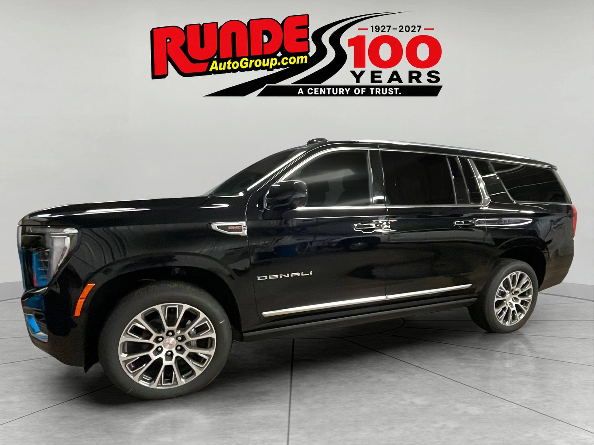 New 2026 GMC Yukon XL Denali w/ Denali Reserve Package
