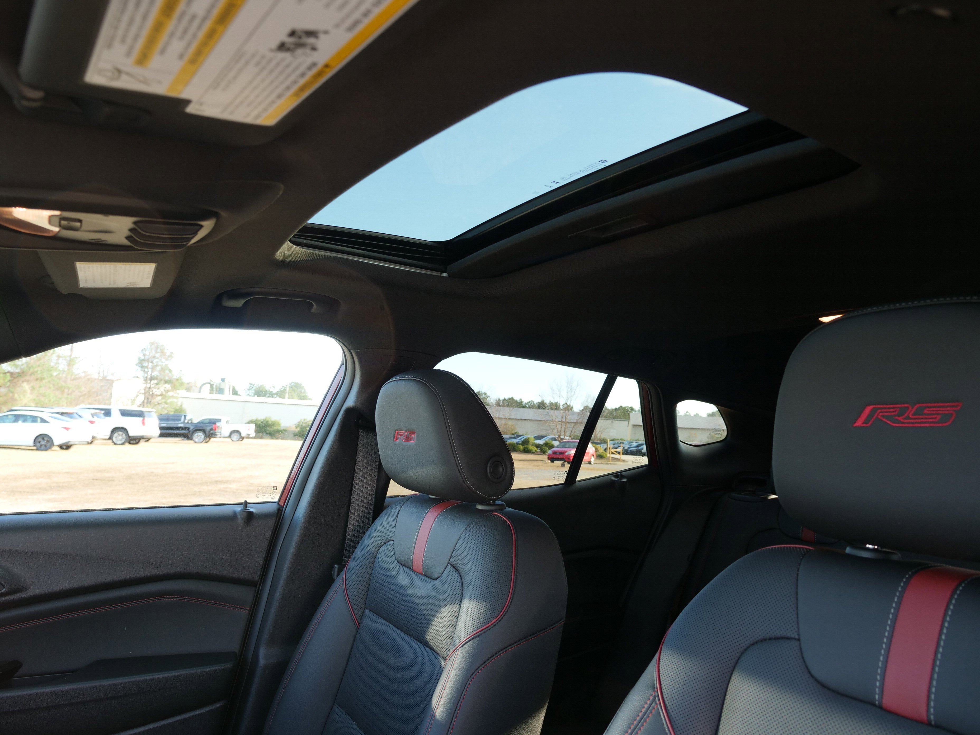 Certified 2024 Chevrolet Trax RS w/ Sunroof Package image 21