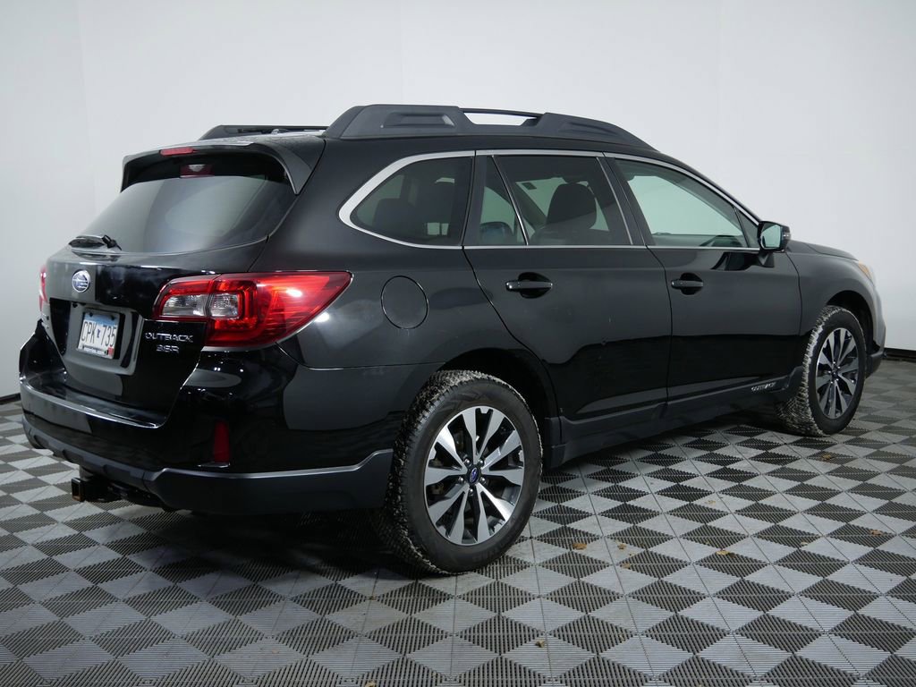 Used 2015 Subaru Outback 3.6R Limited image 8
