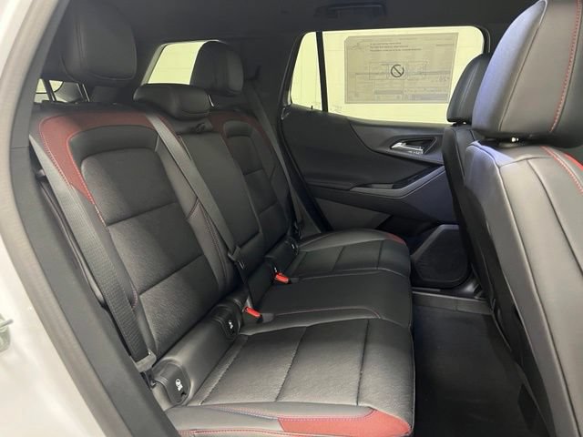 New 2026 Chevrolet Equinox RS w/ Convenience Package III AWD/4WD image 21