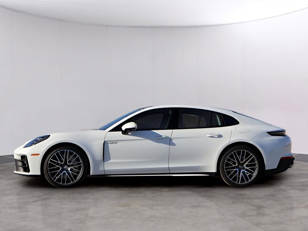 New 2026 Porsche Panamera 4 image 2