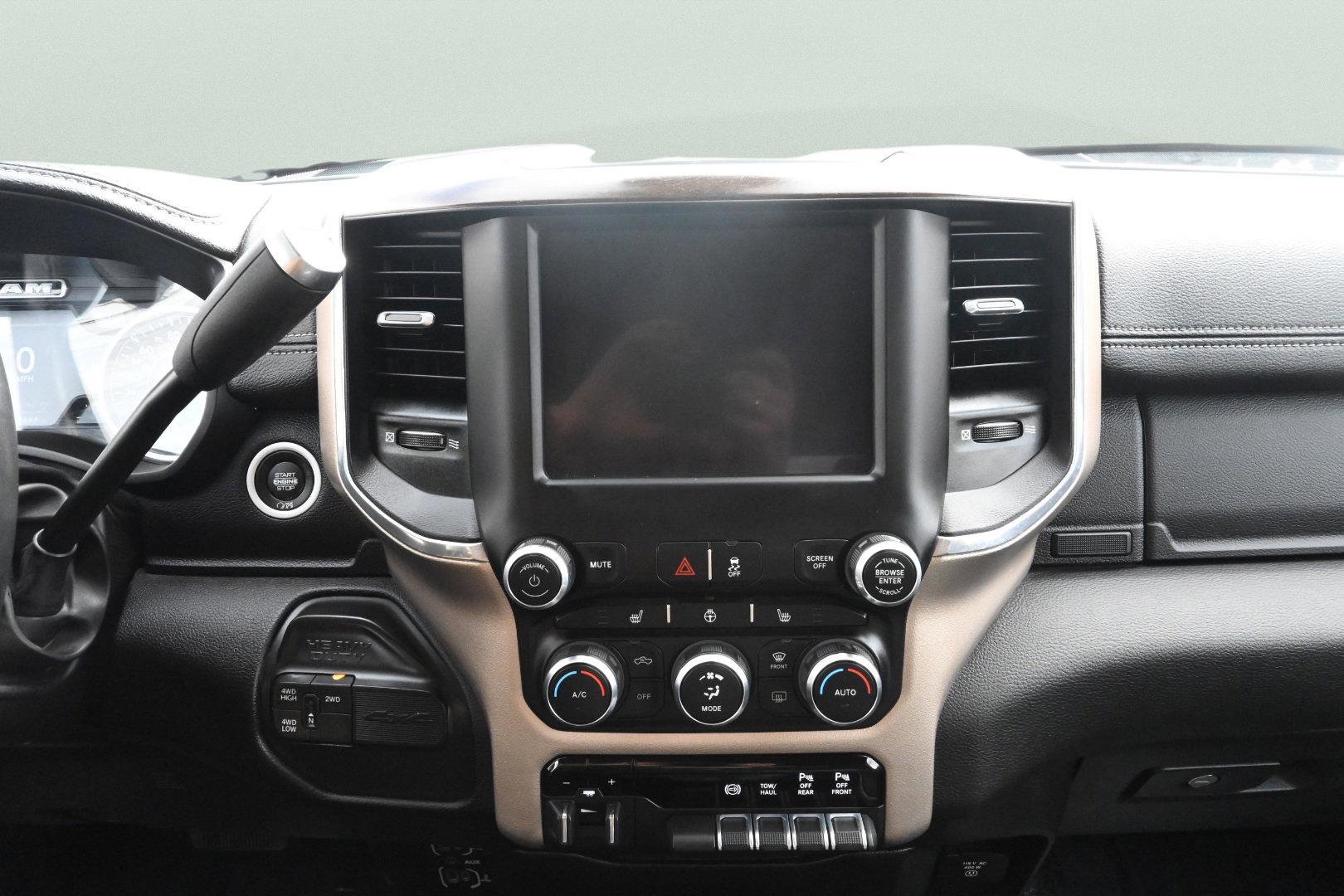 Certified 2022 RAM 2500 Laramie image 21