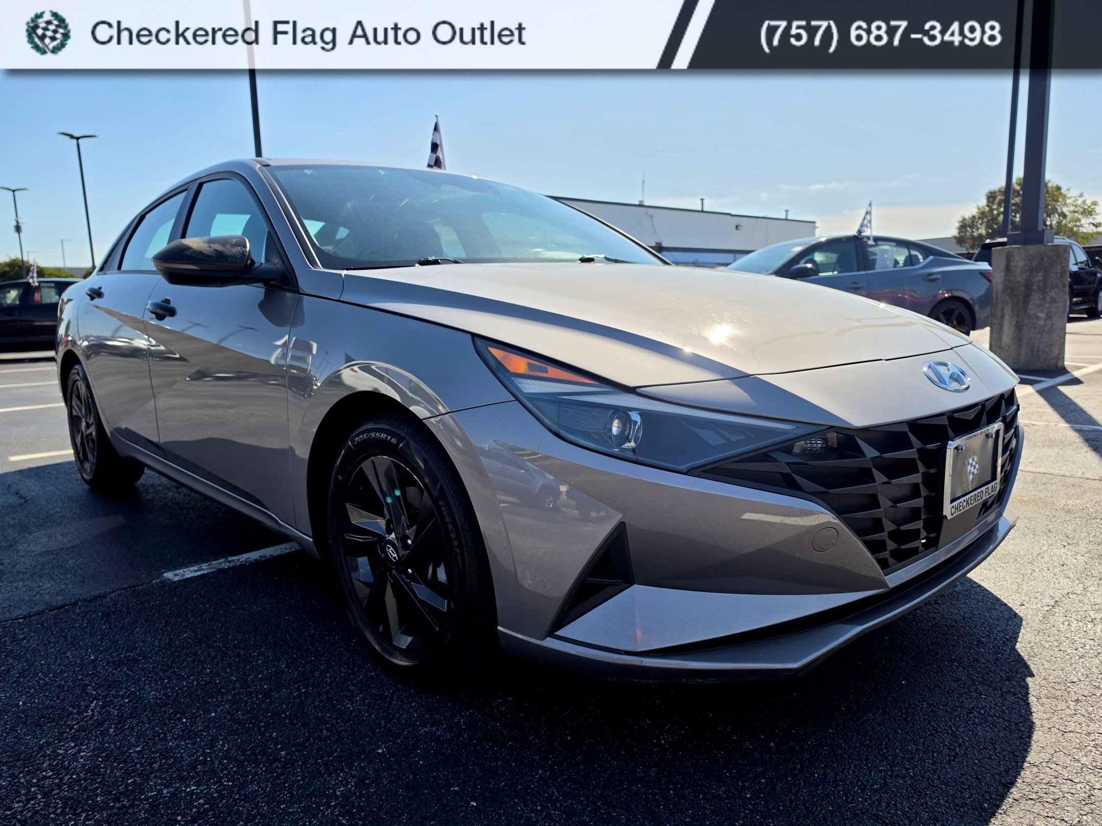 Used 2022 Hyundai Elantra SEL w/ Convenience Package FWD image 7