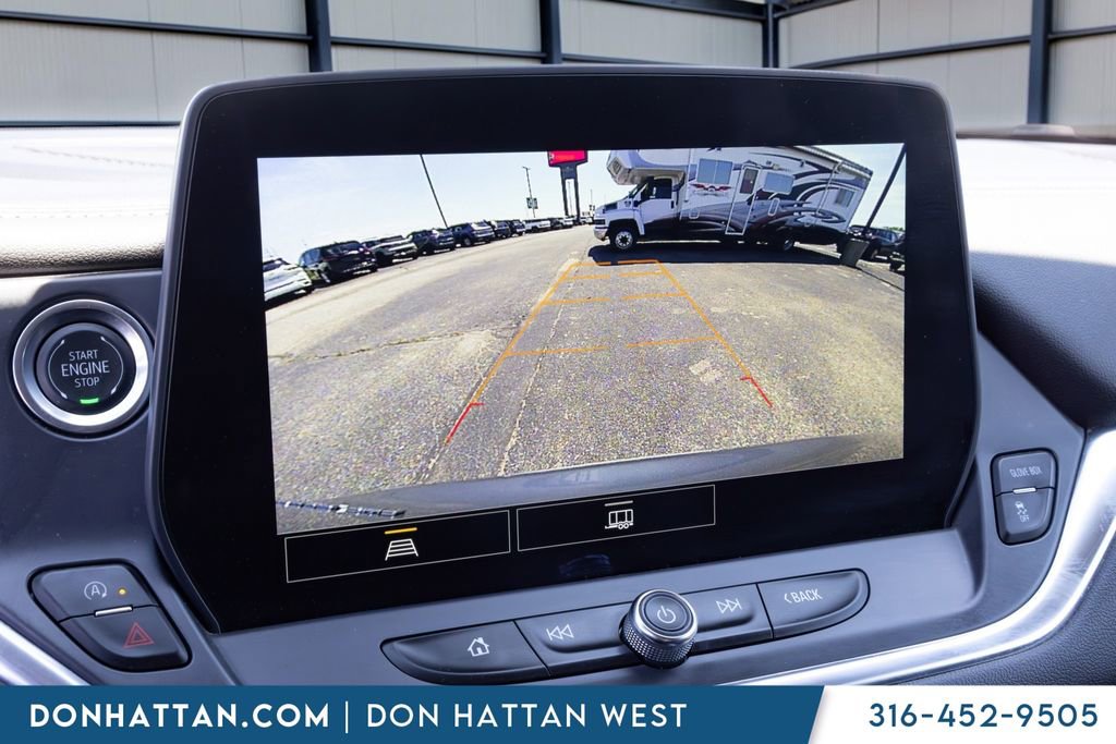 Used 2025 Chevrolet Blazer LT AWD/4WD image 8