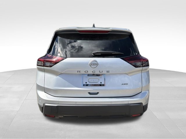 Used 2024 Nissan Rogue S AWD/4WD image 4