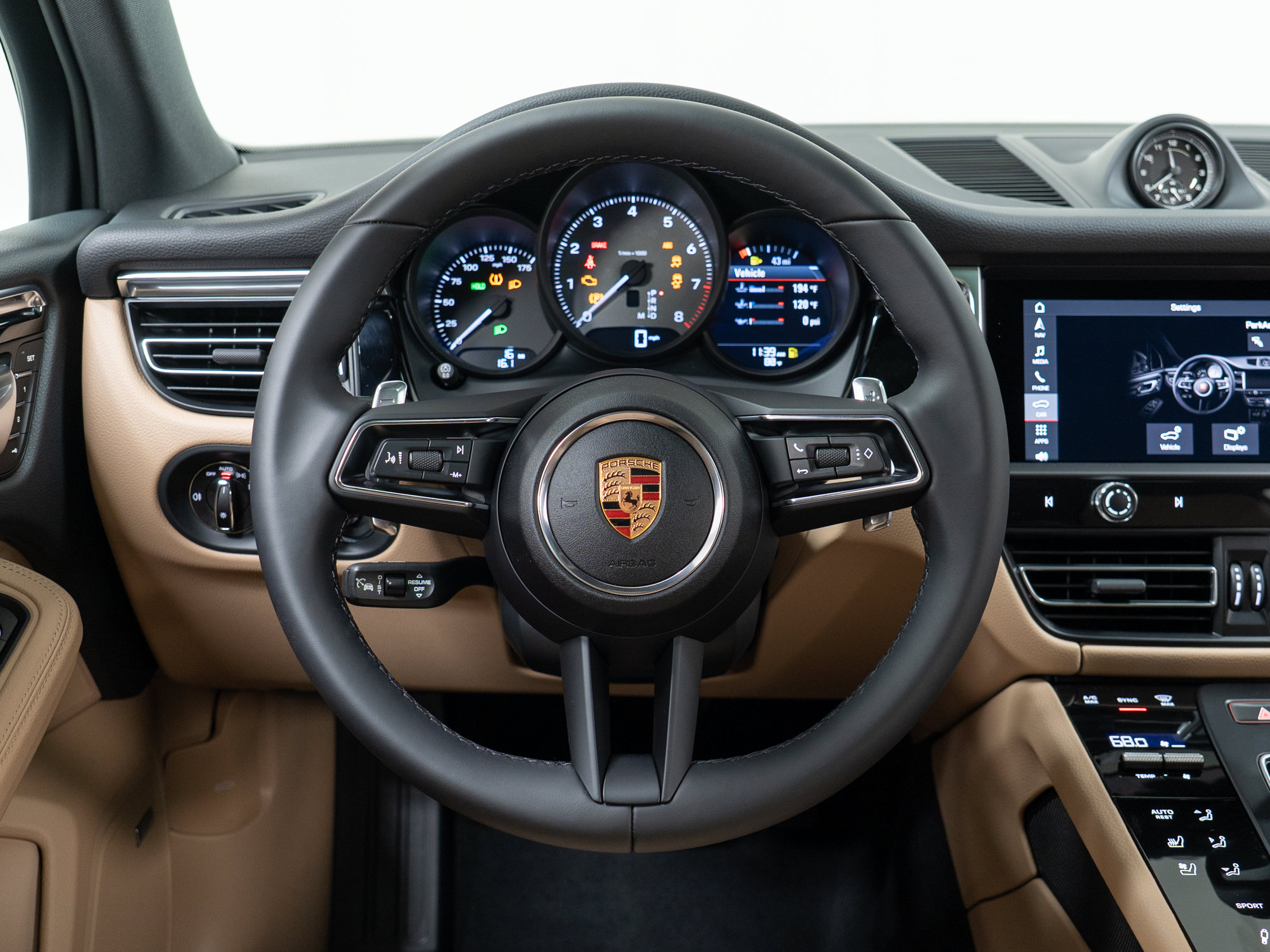 New 2026 Porsche Macan S AWD/4WD image 25
