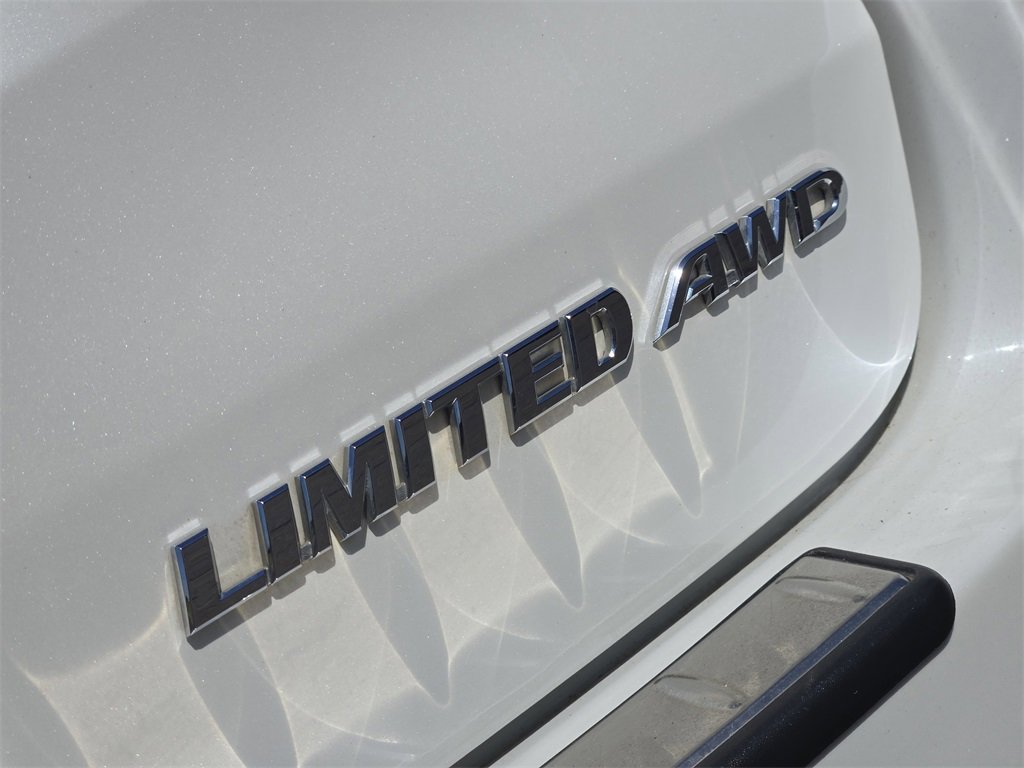 Used 2018 Toyota Highlander Limited w/ Protection Package #3 image 11