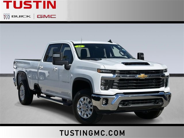 Used 2025 Chevrolet Silverado 3500 LT w/ Convenience Package