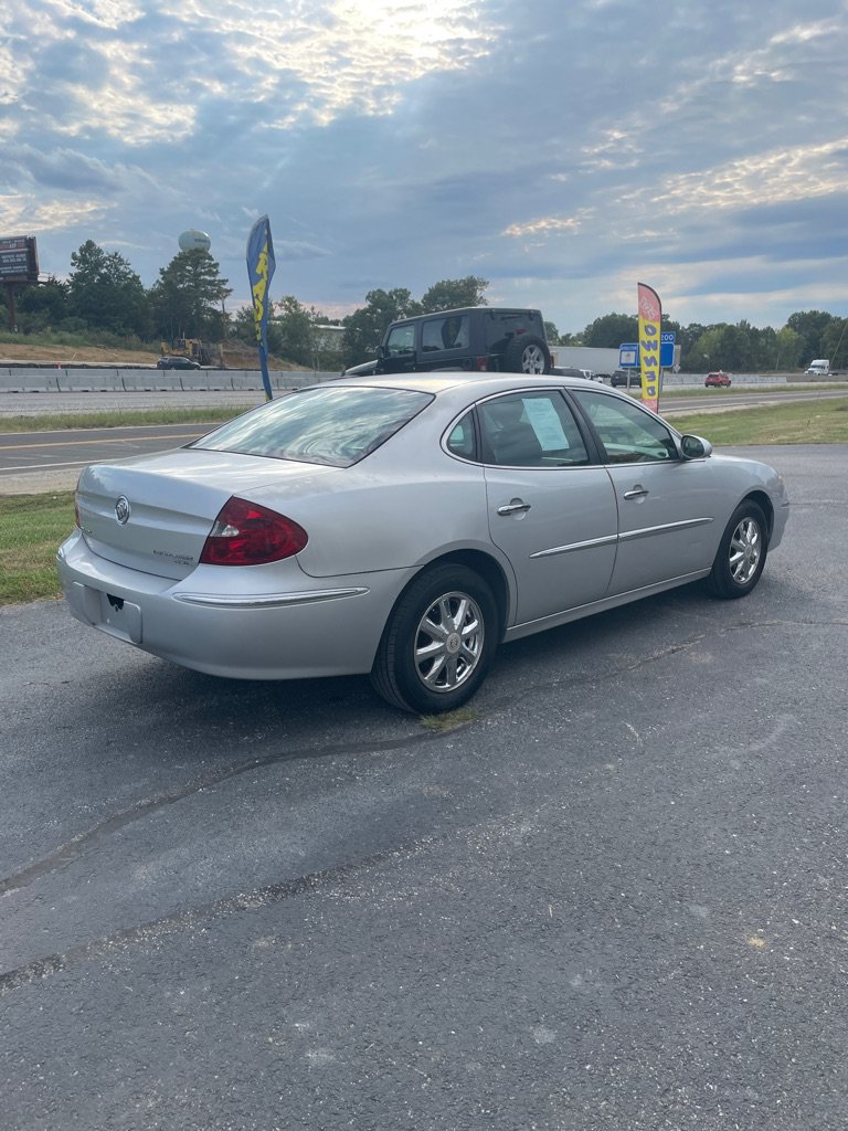 Used 2005 Buick LaCrosse CXL w/ Chrome Appearance Package FWD image 5