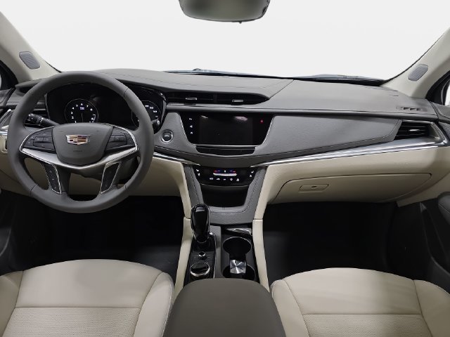 New 2026 Cadillac XT5 Premium Luxury w/ Driver Assist Package AWD/4WD image 9