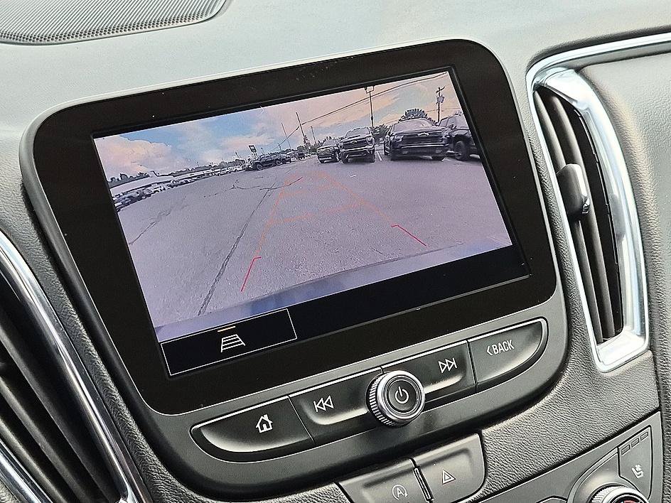Used 2024 Chevrolet Malibu LT FWD image 23