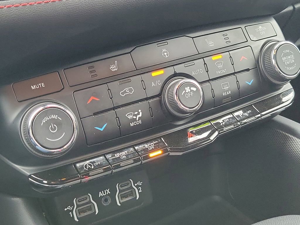 Used 2023 Dodge Durango GT image 22