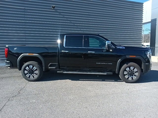 Used 2025 GMC Sierra 2500 Denali w/ Technology Package image 2