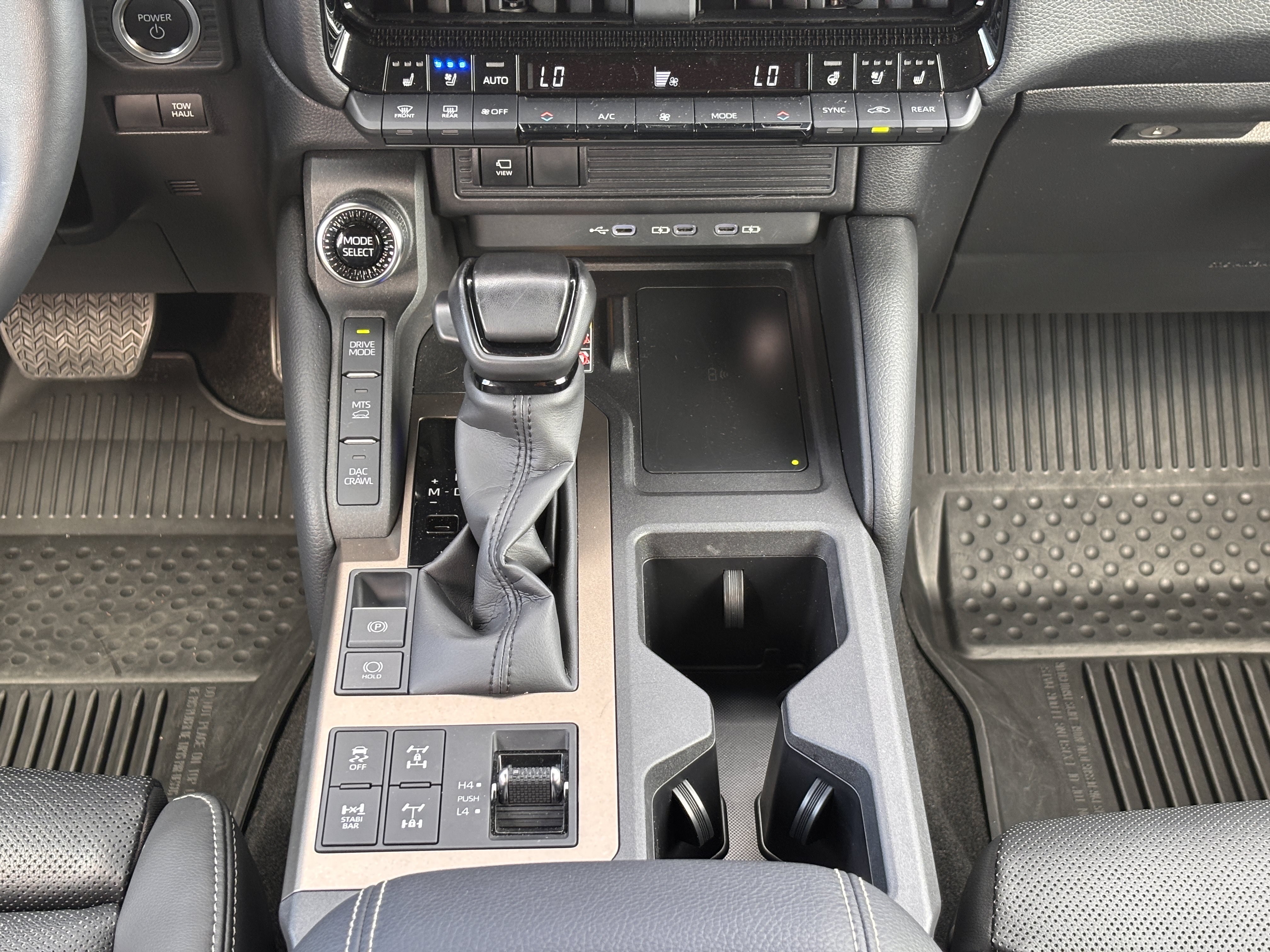 Used 2026 Toyota Land Cruiser w/ Premium Package AWD/4WD image 19