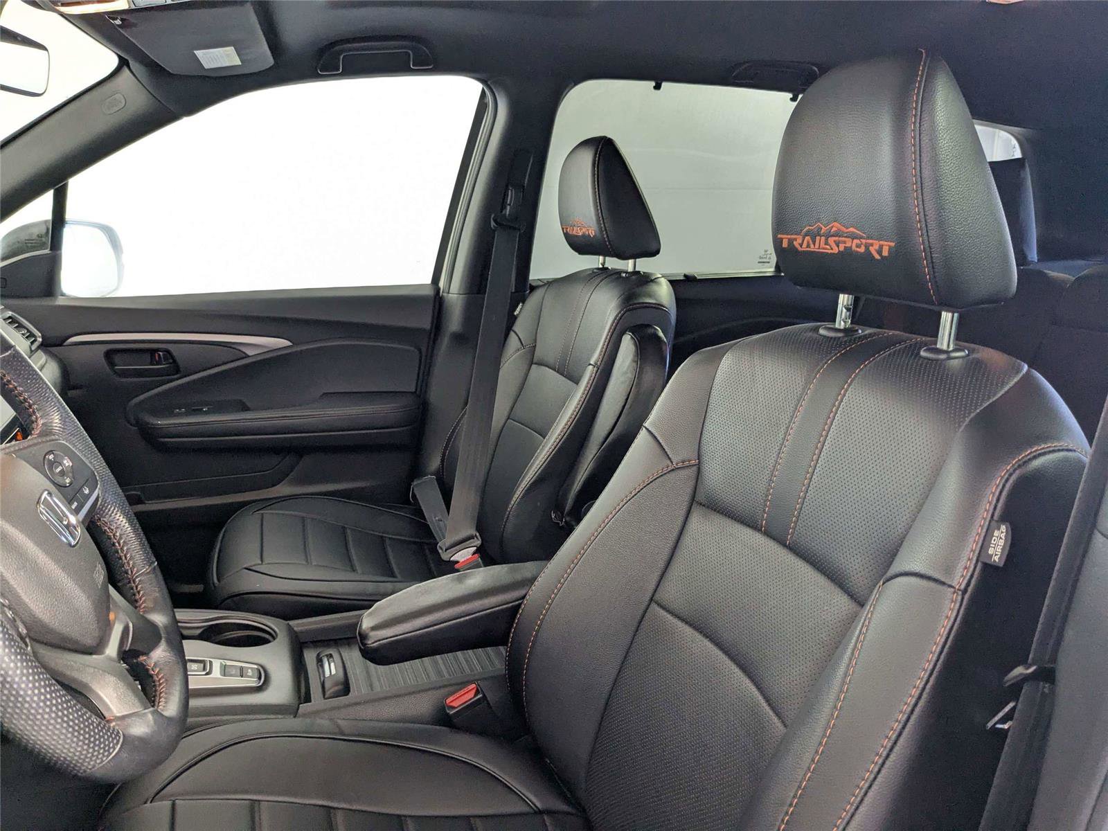 Used 2022 Honda Passport TrailSport image 12