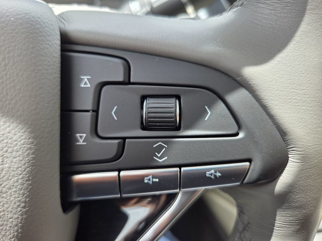 Used 2024 Cadillac XT6 Premium Luxury AWD/4WD image 22