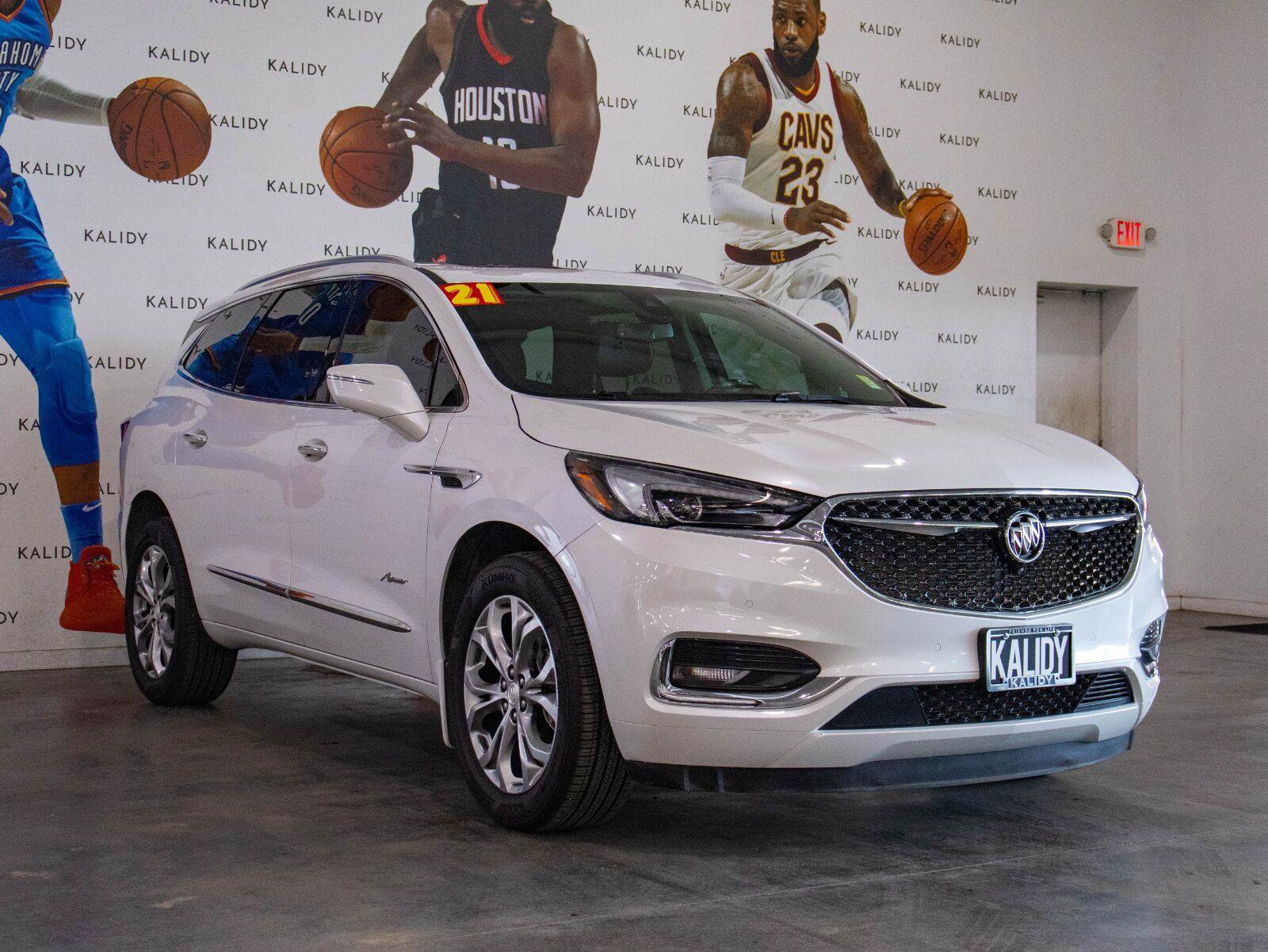 Used 2021 Buick Enclave Avenir w/ Avenir Technology Package AWD/4WD image 20