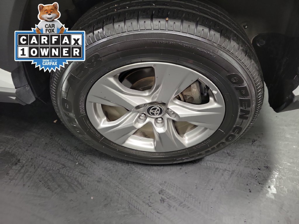 Used 2024 Toyota RAV4 XLE AWD/4WD image 13