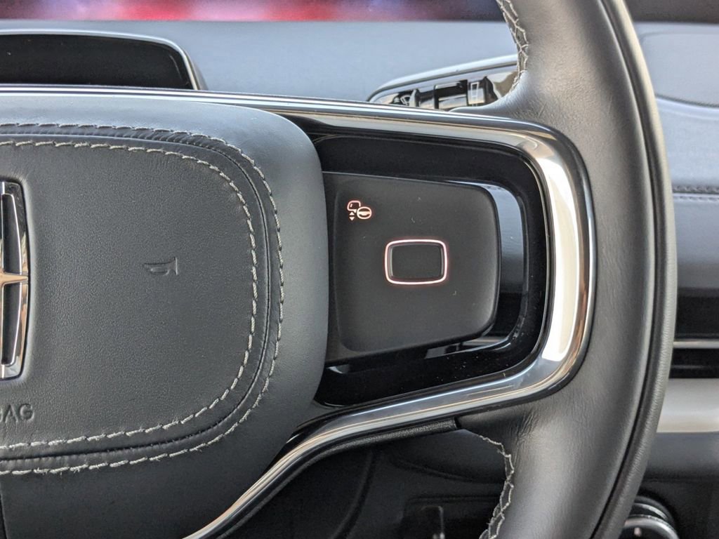 New 2026 Lincoln Navigator L Reserve w/ Jet Appearance Package image 30