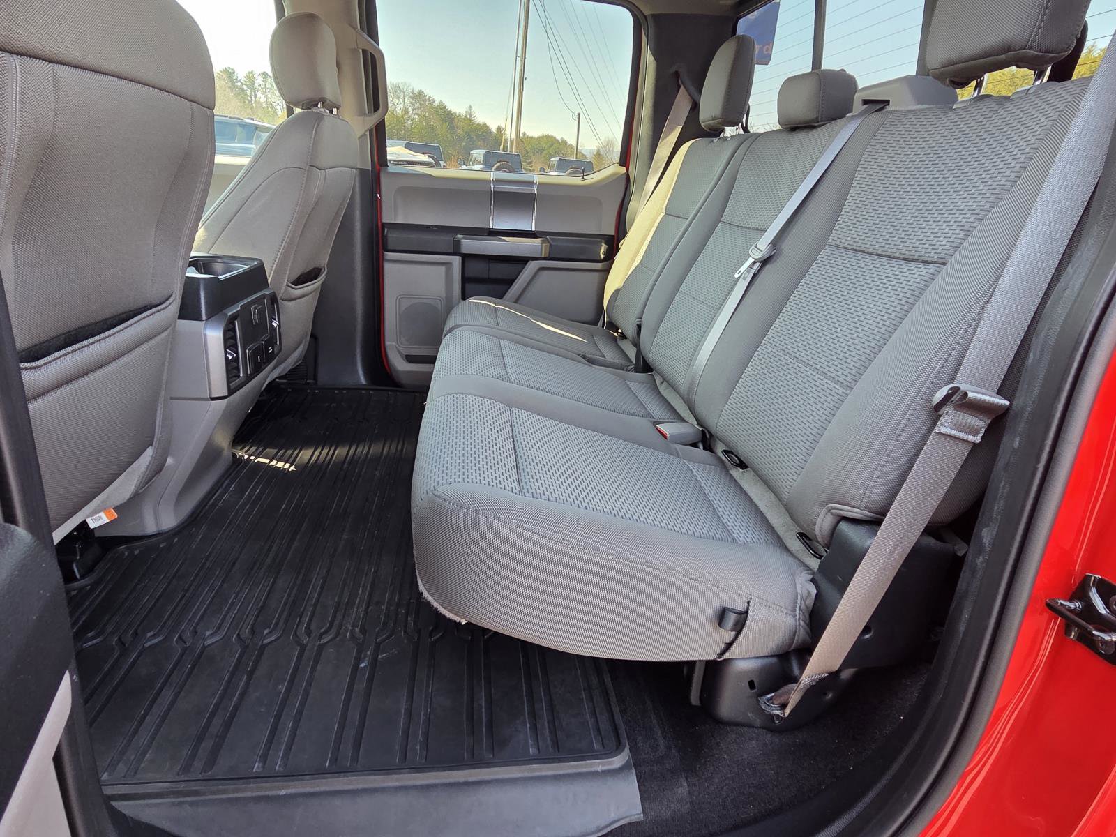 Used 2019 Ford F150 XLT w/ Equipment Group 302A Luxury image 17