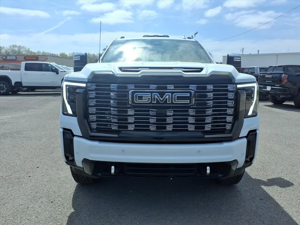 New 2026 GMC Sierra 2500 Denali Ultimate w/ Max Trailering Package image 2