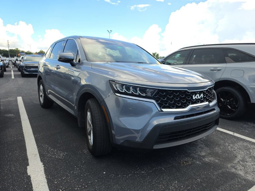 Used 2022 Kia Sorento LX