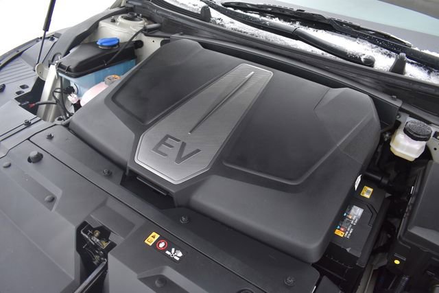 Certified 2024 Kia EV6 Light image 34