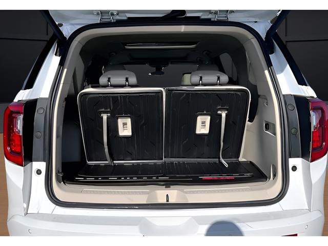 Used 2023 GMC Acadia Denali w/ Denali Technology Package image 27