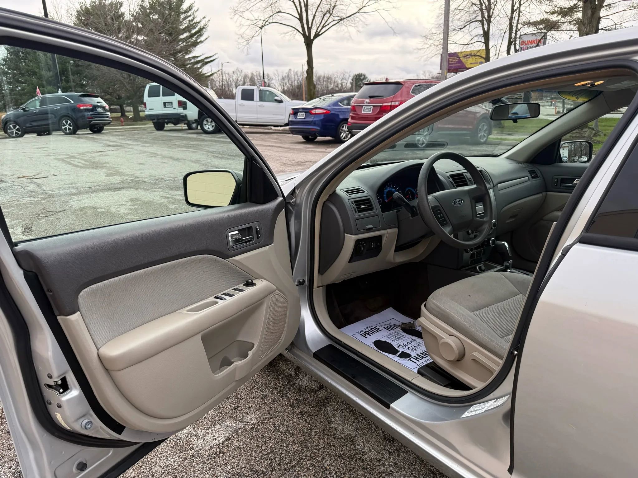 Used 2010 Ford Fusion S image 9