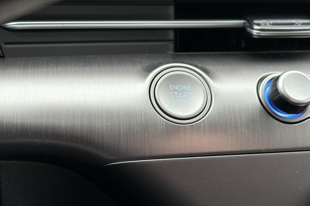New 2026 Hyundai Kona SE AWD/4WD image 19