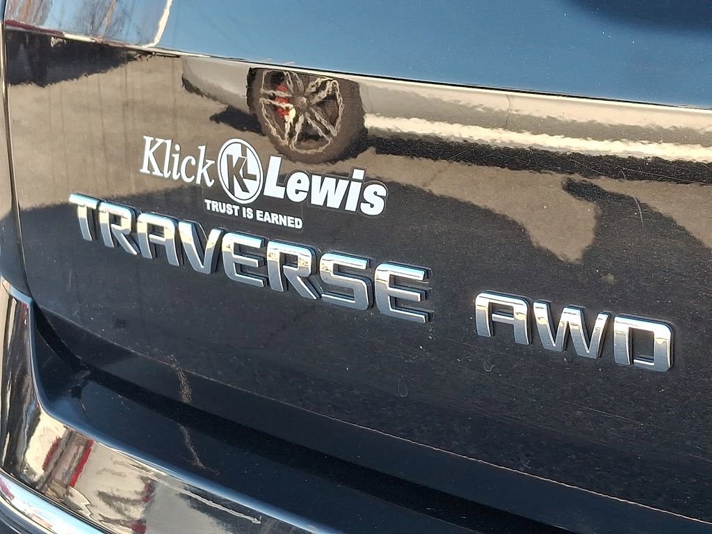 Used 2018 Chevrolet Traverse Premier image 35