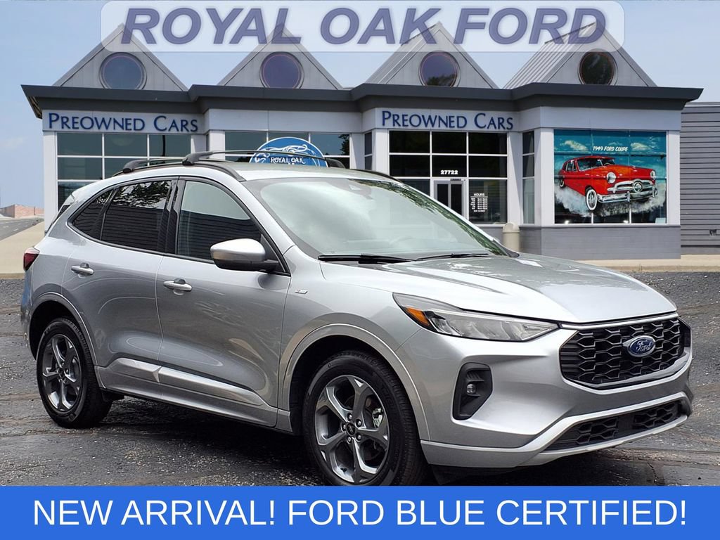 Certified 2023 Ford Escape ST-Line Select w/ Tech Pack #1 AWD/4WD image 1