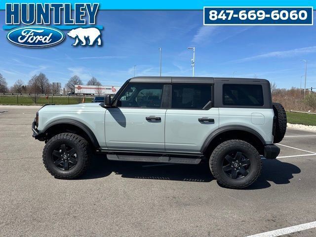 Used 2024 Ford Bronco Black Diamond image 6