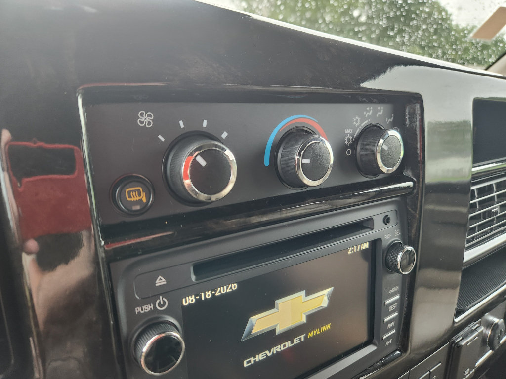 Used 2019 Chevrolet Express 2500 w/ Enhanced Convenience Package RWD image 34