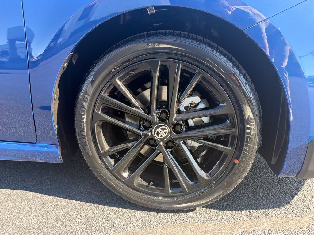 New 2026 Toyota Camry SE FWD image 9