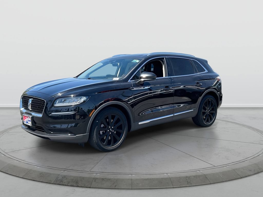 Used 2023 Lincoln Nautilus Reserve w/ Monochromatic Package AWD/4WD image 4