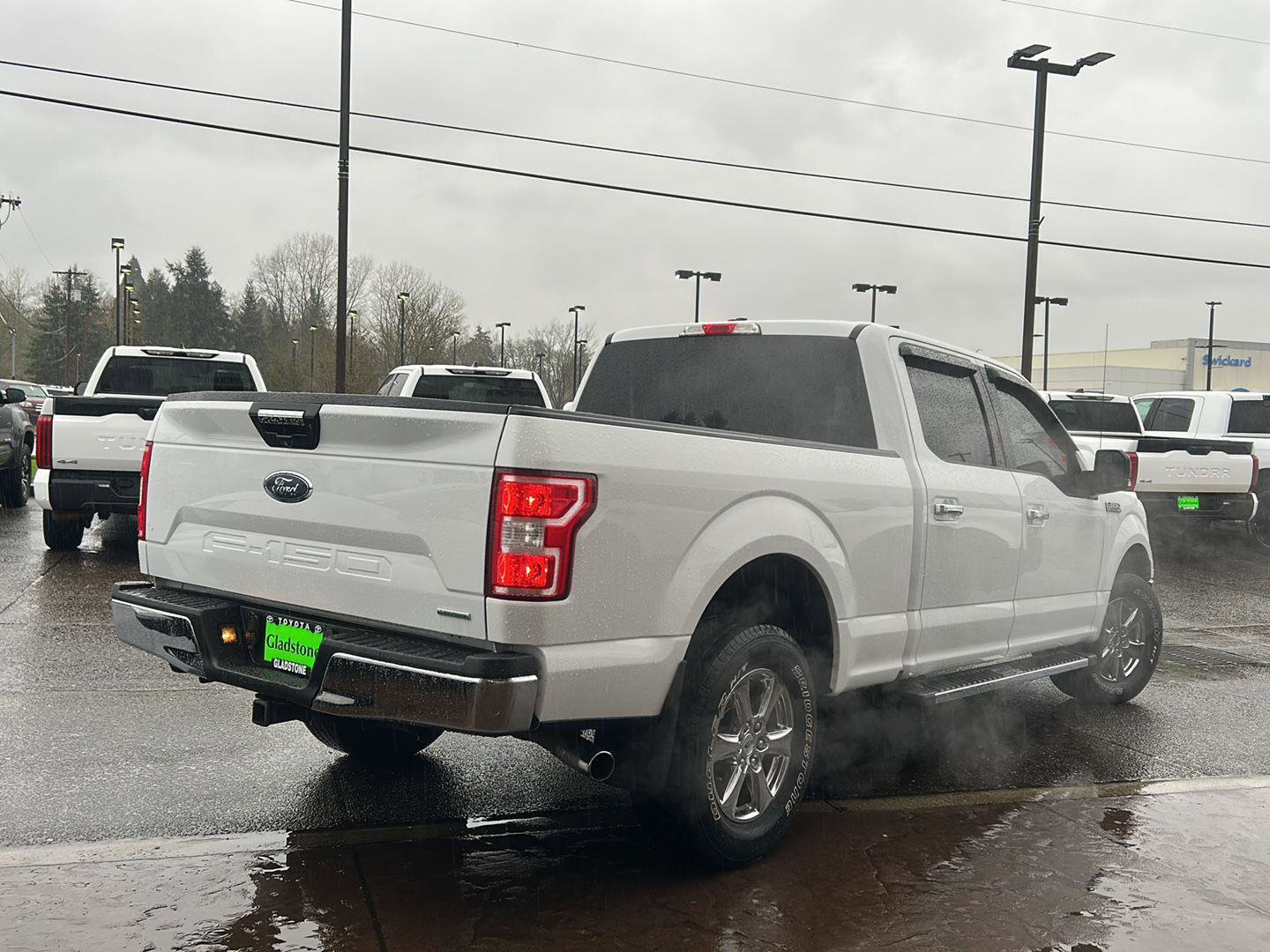 Used 2018 Ford F150 XLT w/ Equipment Group 301A Mid image 5