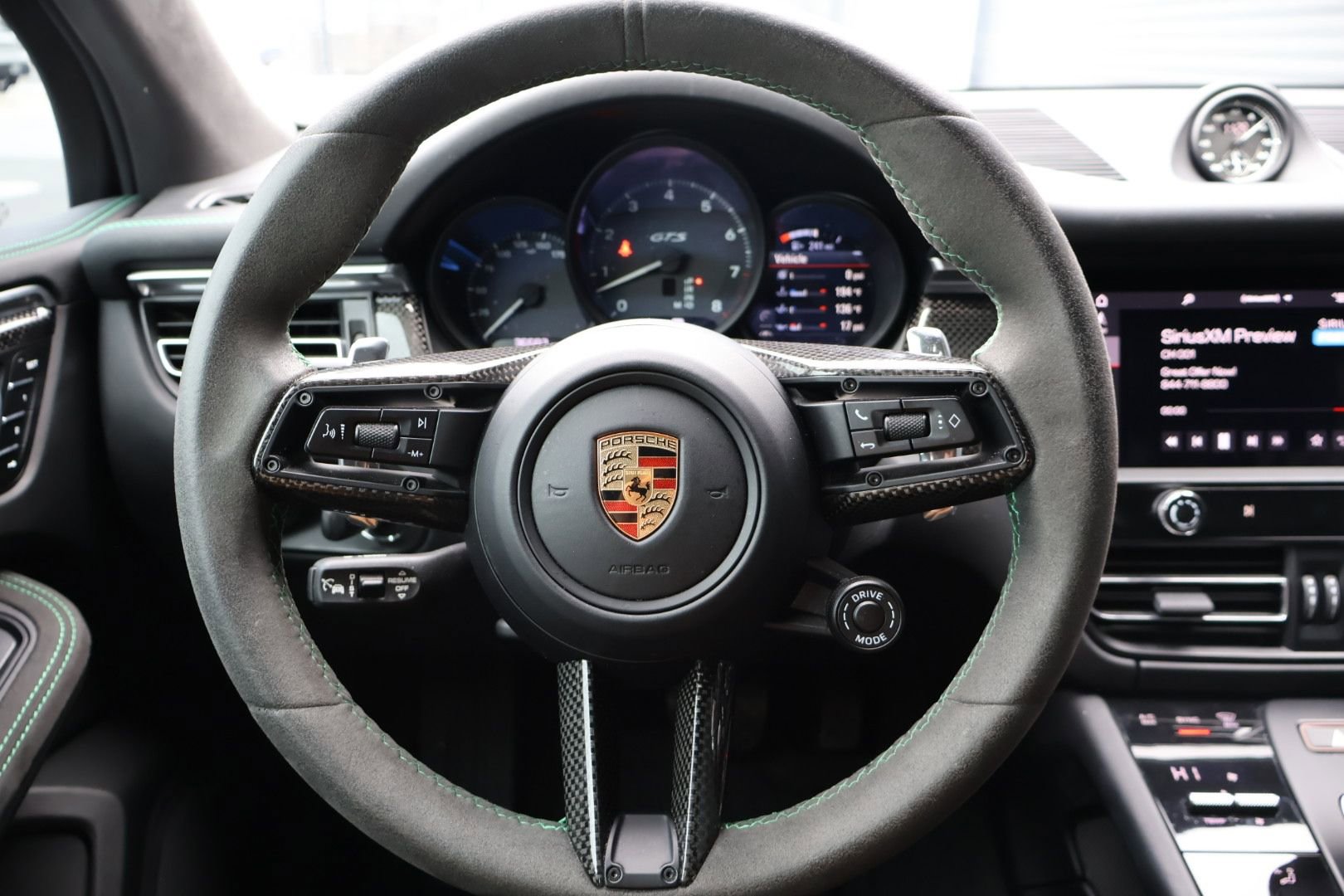 Certified 2022 Porsche Macan GTS image 16